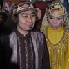 Ustad Solmed - April Jasmine