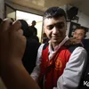 Vadel Badjideh Pakai Rompi Tahanan