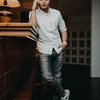 Restu anak Charly Van Houten