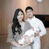 Potret Kaesang bersama anak