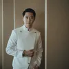 Foto Detail Kebaya Valencia Tanoe