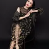 Potret Momo geisha yang makin tirus.