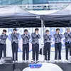 WANNA ONE Pakai Seragam