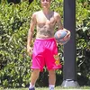 Justin Bieber Dalam Berbagai Outfit