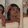 Setelah sekian lama, Kylie Jenner akhirnya memperlihatkan penampakan rambut aslinya lewat video singkat yang diunggah di Instagram Story.