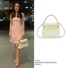 fashion selebriti indonesia, casing handphone termahal, handphone seleb