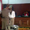 Bersaksi Palsu?