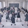 Menari belakang kelas