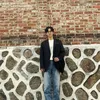 Tampilan fashionable Yoon Ji-On