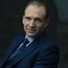 7 Potret Ralph Fiennes Yang Bakal Tampil di Film KING\'S MAN
