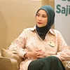 Zaskia Mecca Ajari Anak Berbagi