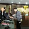 zumi zola, berita zumi zola