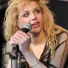 [Video] Courtney Love Incar Kolaborasi Bareng Jay Z