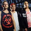 Nonton Architects, Penonton Pun Nantikan Band Lokal