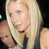 Gwyneth Paltrow Menangkan Emmy Award