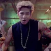 Teaser MV Baru Boyfriend, Hyunseong Pamer Otot Abs Seksi