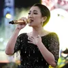 Bukan Cuma Iqbaal Ramadhan! Ini 5 Penyanyi Indonesia yang Pernah Jadi Vokalis Sementara Sebuah Band