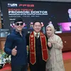 Ruri Repvblik Dan Rocket Rockers Hadiri Sidang Promosi Doktor Berjuluk 'Selebriti Keilmuan'