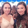 Raline Shah Selfie Bareng Angelina Jolie di Premier 'DUMBO'