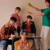 TXT Kolaborasi Bareng Bebe Rexha di IG Live, Soobin Auto Trending di Twitter