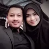 Cerai dengan Demian Aditya, Ini 7 Potret Rumah Tangga Baru Yulia Rachman yang Jarang Tersorot - Sudah 8 Tahun Menikah