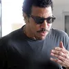 Lionel Richie Bakal Jadi Pengganti Simon Cowell