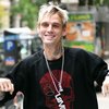 Aaron Carter Nekat Bikin Tato Besar di Wajahnya, Fans Kecewa