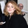 Wow! '25' Adele Kembali Sukses Rajai Chart Billboard 200 Album