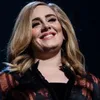 Adele Minta Maaf Karena Mengumpat di 'Tribute George Michael'