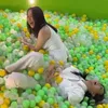 Agatha Pricilla hingga Jeje Soekarno Seru-Seruan di Wahana Permainan Anak