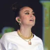 Single 'Sebuah Rasa' Agnez Mo Sukses Lampaui EXO & Justin Bieber