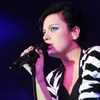 Bentrok Dengan Azealia Banks, Lily Allen Lancar Tulis Lagu