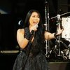 Tampil di Prambanan Jazz Festival 2019, Anggun Curcol Soal Putus Cinta