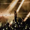 Arti dan Makna Lagu Moth to a Flame - Swedish House Mafia, Hubungan Rumit dan Ketidakpastian