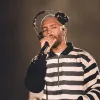 Arti dan Makna Lagu Pink + White – Frank Ocean, Refleksi Kenangan Dari Masa Muda