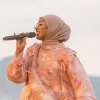 Arti dan Makna Lagu Runtuh Feby Putri Ft. Fiersa Besari yang Mengungkap Kerapuhan Manusia di Balik Topeng