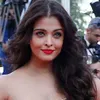 Waduh, Gaun Aishwarya Rai di Cannes Kembar Dengan Aktris Lain
