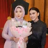 Makin Cantik Mirip sang Ibu, Intip Momen Wisuda Kanaya Tiara Atmaja Anak Kedua Bebizie Fatlanay