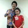 Jelang Natal, Bastian Steel dan Romaria Berbagi Kebahagiaan di Panti Asuhan
