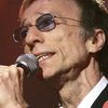 Vokalis Bee Gees Sukses Kalahkan Kanker