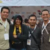 Promo Album, Bonita and The Hus Band Andalkan Social Media