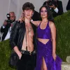 Shawn Mendes dan Camila Cabello Umumkan Putus, Janji Tetap Jadi Sahabat
