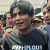 Charly Van Houten Manggung di Kramatwatu Banten, Beri Semangat untuk Gen Z Pedesaan