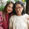 Ibunda Meninggal Dunia, Cut Memey Tak Bisa Wujudkan Impiannya Ajak Orangtua Tinggal di Kanada