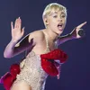 Nyaris Bugil, Miley Cyrus Dapat Gelar Worst Dressed di MTV VMAs