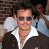 Johnny Depp Akhirnya Punya Ayah di 'ALICE IN WONDERLAND'