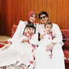 Deretan Artis Indonesia yang Diam-Diam Punya Pesantren