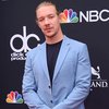 Liburan di Bali, Diplo Nekat Buka & Ganti Celana di Pinggir Jalan