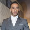 Lewis Hamilton Kepergok Tinggalkan Rumah Rita Ora Usai Party