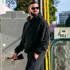 Drake Tawarkan Hadiah Rp150 Juta untuk Kontes Mirip Dirinya di Toronto!